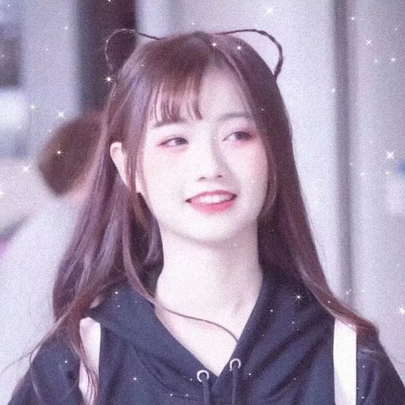 雾锁青松终见月